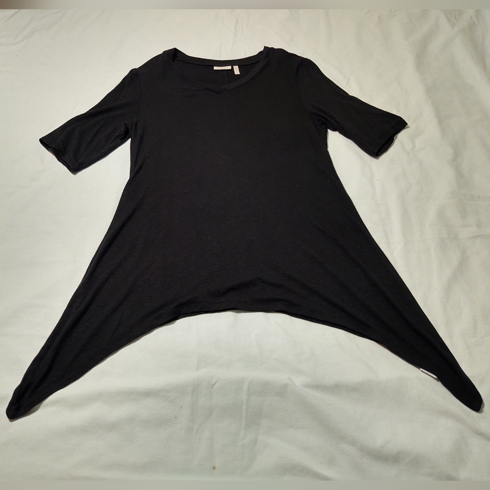 LOGO by Lori Goldstein Side Tail Top